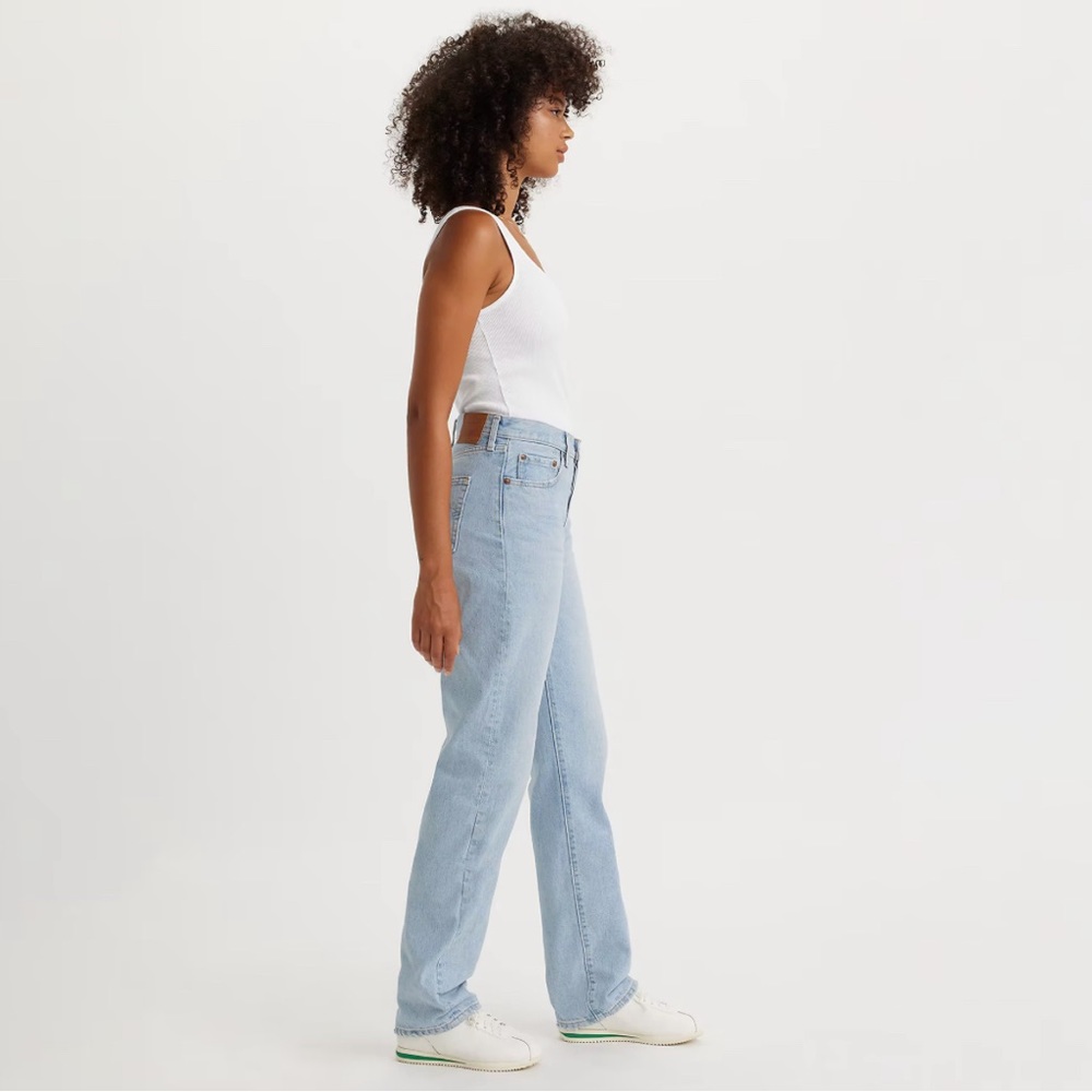 501 90’s Levi’s Ever afternoon light wash size 28